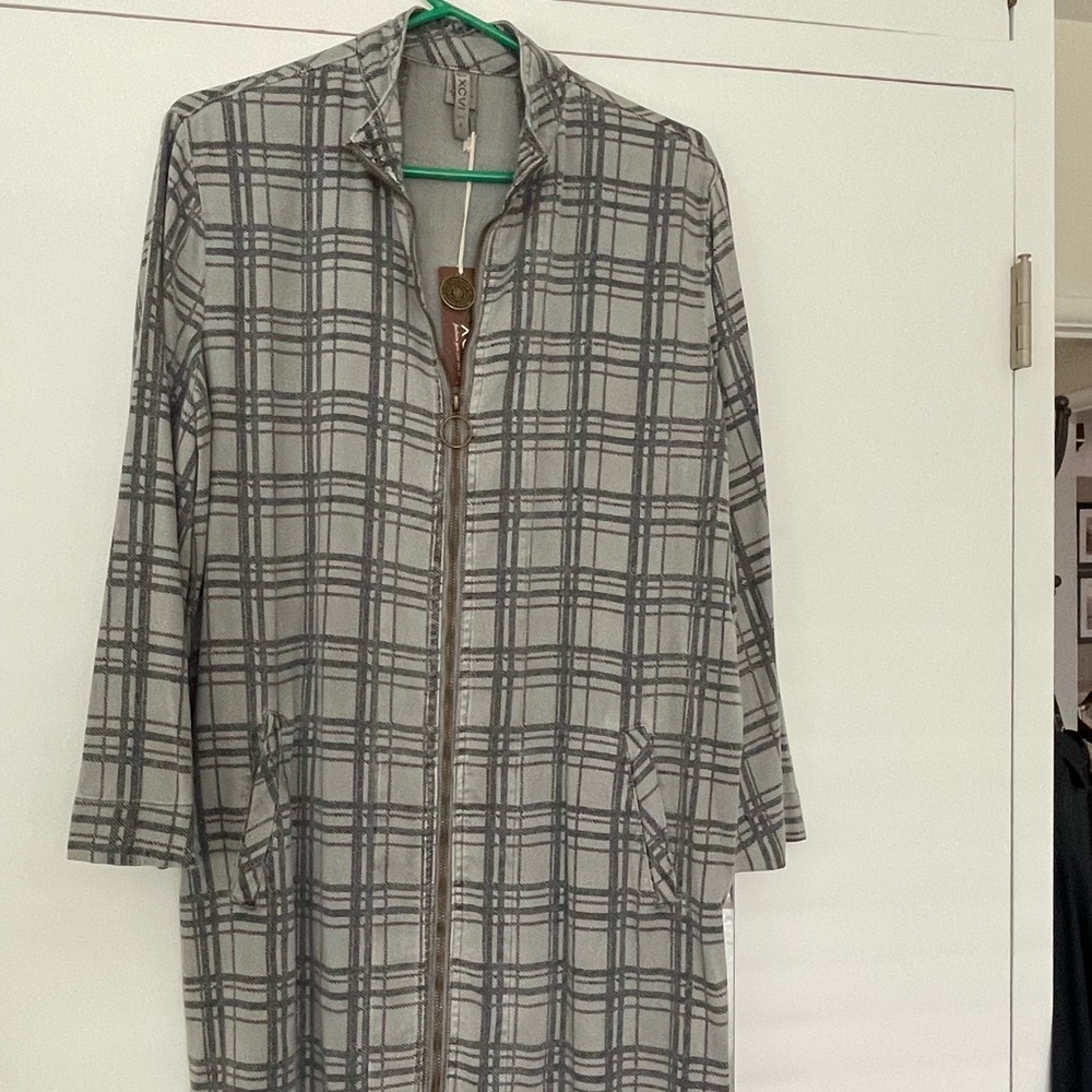 XCVI NEW mid length Gray Jacket lightweight hits mid thigh